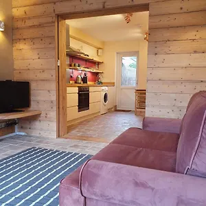 The Little Luckwell By Cliftonvalley Bristol