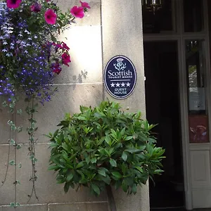 albyn-town-house.edinburghhotelsuk.org/